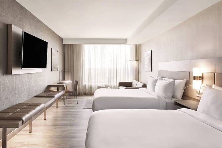 Room 8 of 52